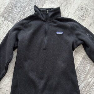 Patagonia women’s better sweater three-quarter zip